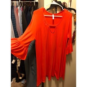 Never worn - key hole dress